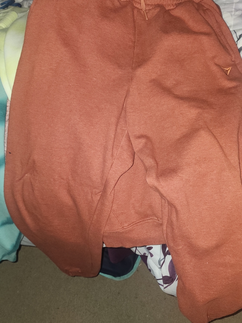 Men's Gymshark Rust Orange Sweat Outfit - Picture 4 of 5